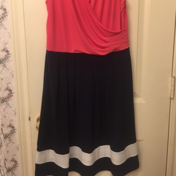 Ann Taylor Loft Outlet Wrap Dress - Picture 3 of 4